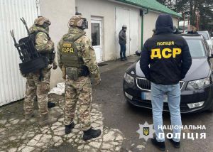 Закарпаття: Митників підозрюють в організації схеми з мінімізації платежів